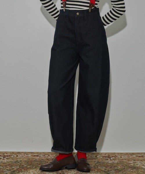 MERLOT（メルロー）の「カーブデニムパンツ（デニムパンツ・レディース・ネイビー・FREE/SMALL）」の6枚目の写真