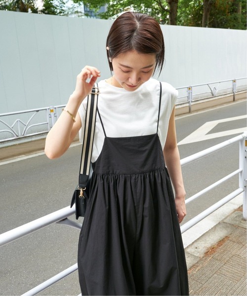 B.C STOCK(ベーセーストック)の「《追加3》Tシャツ付きサロペット(サロペット/オーバーオール・レディース・ベージュ/ブラック・FREE)」の6枚目の写真