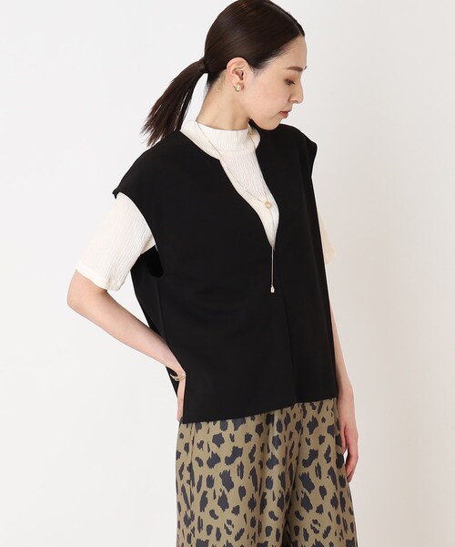 THE SHOP TK (ザ ショップ ティーケー )の「◆【洗濯機洗い可】カットジョーゼットキーネックベスト(ベスト・レディース・ブルー/ライトグレー/ブラック・99)」の12枚目の写真