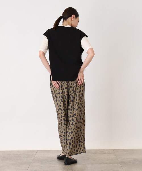 THE SHOP TK (ザ ショップ ティーケー )の「◆【洗濯機洗い可】カットジョーゼットキーネックベスト(ベスト・レディース・ブルー/ライトグレー/ブラック・99)」の20枚目の写真