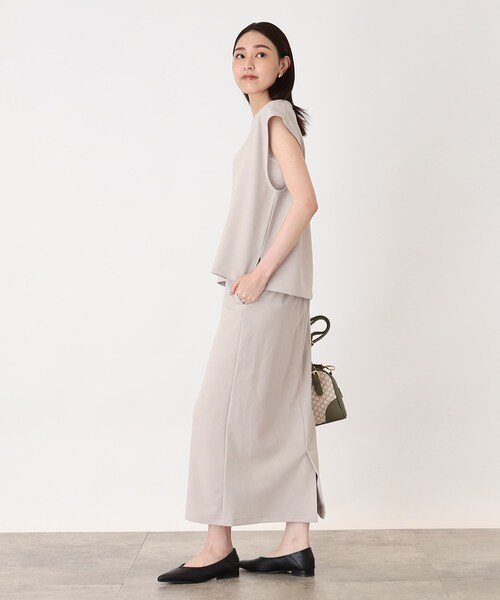 THE SHOP TK (ザ ショップ ティーケー )の「◆【洗濯機洗い可】カットジョーゼットキーネックベスト(ベスト・レディース・ブルー/ライトグレー/ブラック・99)」の21枚目の写真