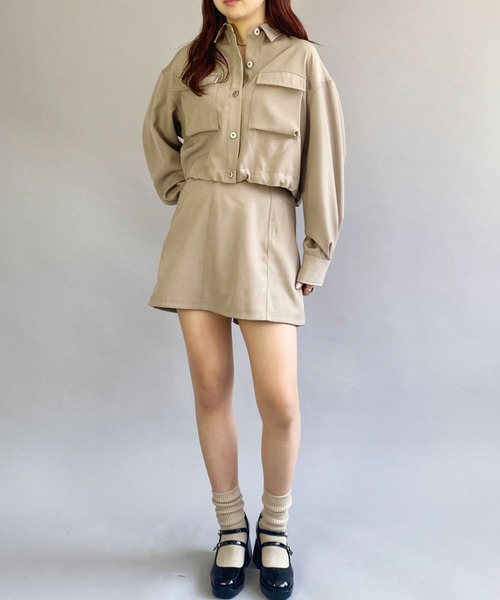 179/WG(イチナナキュウダブルジー)の「カーゴポケットショートシャツ(シャツ/ブラウス・レディース・グリーン/ベージュ/チャコールグレー/ピンク・MEDIUM)」の6枚目の写真