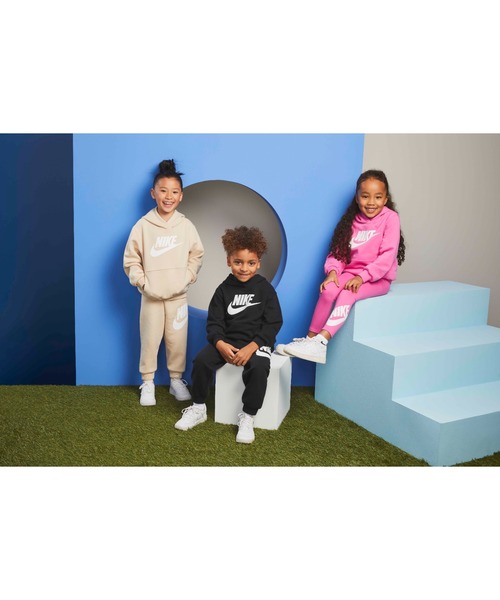 NIKE(ナイキ)の「NIKE/ナイキ キッズ パーカー NKN N NSW CLUB FT HBR PO 86L095-023(パーカー・キッズ・ブラック・115cm/120cm/110cm/105cm)」の7枚目の写真