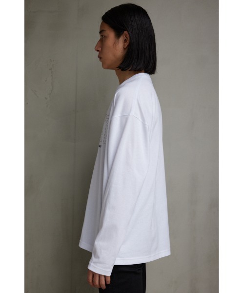 AZUL by moussy（アズールバイマウジー）の「ホットフィットポンチロングTシャツ（Tシャツ/カットソー・メンズ・ブラック/ホワイト・MEDIUM/LARGE）」の7枚目の写真