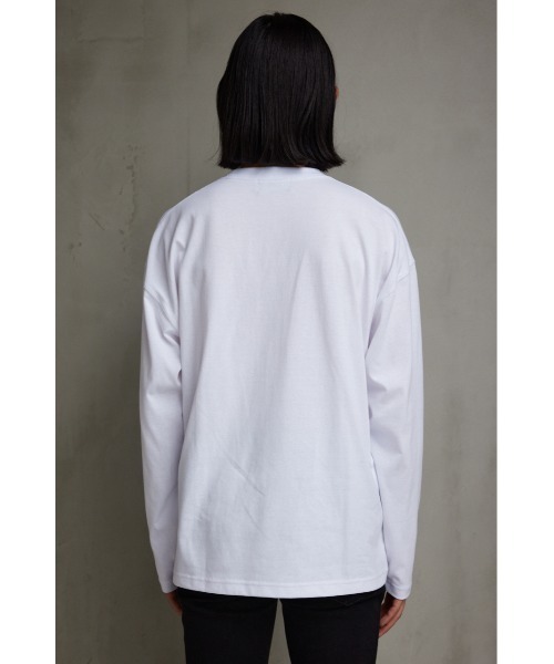 AZUL by moussy（アズールバイマウジー）の「ホットフィットポンチロングTシャツ（Tシャツ/カットソー・メンズ・ブラック/ホワイト・MEDIUM/LARGE）」の8枚目の写真
