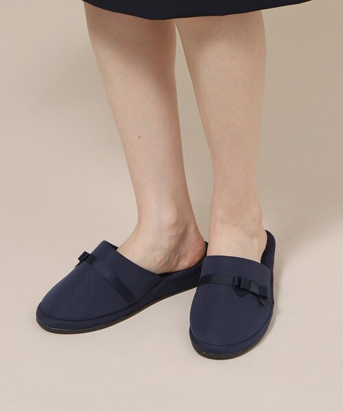 SHOO・LA・RUE(シューラルー)の「◆巾着トート付きヒールスリッパ(ルームシューズ/スリッパ・レディース・ブラック/ブルー系その他/ブルー系その他2/ブラック系・00)」の19枚目の写真