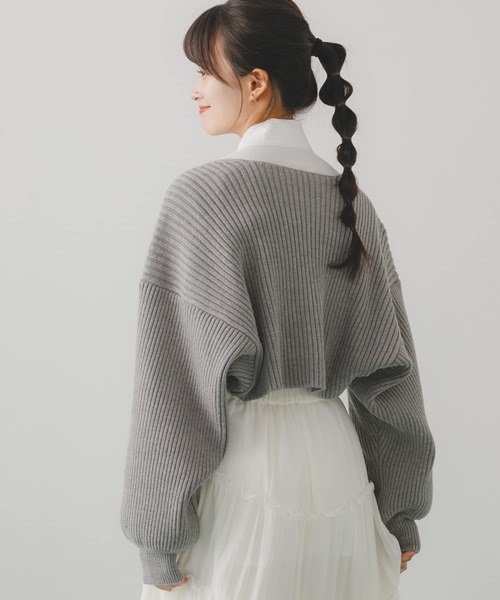 HEYUMM(ヘユム)の「リブニットボレロ(カーディガン/ボレロ・レディース・オレンジ/アイボリー/グレー・ONE)」の3枚目の写真