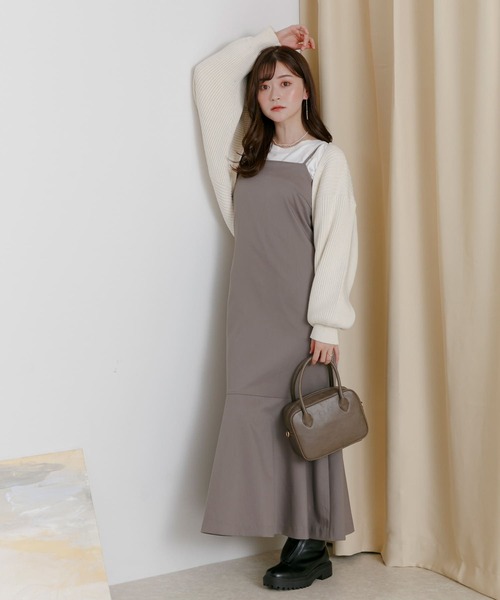 HEYUMM(ヘユム)の「リブニットボレロ(カーディガン/ボレロ・レディース・オレンジ/アイボリー/グレー・ONE)」の5枚目の写真