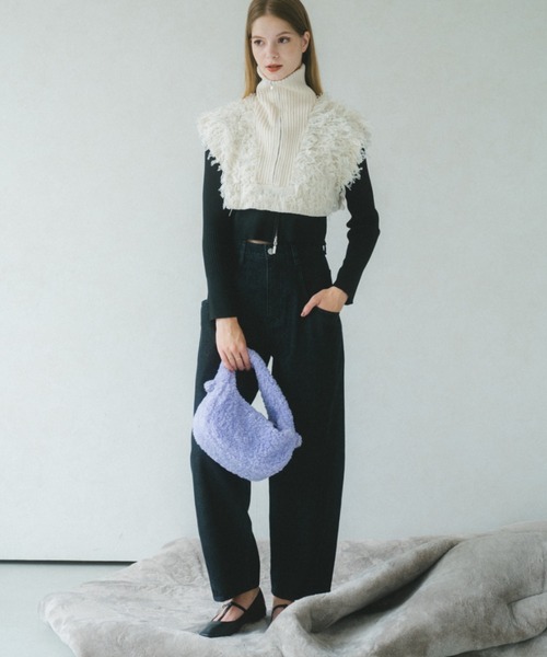 VANNIE U（ヴァニーユー）の「ループジップニットベスト（ベスト・レディース・アイボリー/ブラック・FREE）」の8枚目の写真