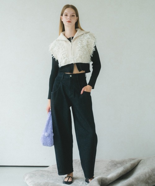 VANNIE U（ヴァニーユー）の「ループジップニットベスト（ベスト・レディース・アイボリー/ブラック・FREE）」の15枚目の写真