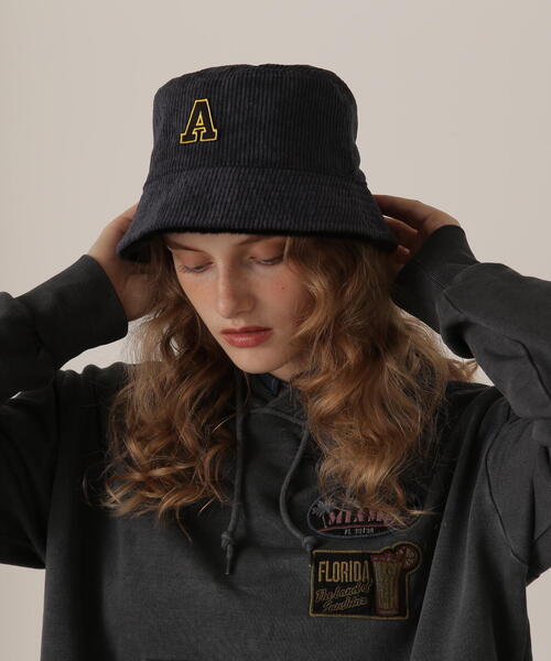 AVIREX（アヴィレックス）の「REVERSIBLE FUR BUCKET/リバーシブル ファーバケットハット（ハット・レディース・ブラック/ベージュ・FREE）」の14枚目の写真