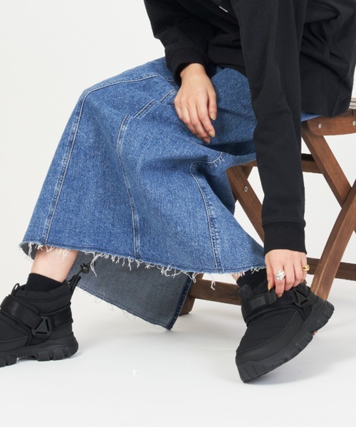 SHAKA（シャカ）の「SHAKA 中綿ブーツ SNUG BOOTIE AT [メンズ/レディース]（ブーツ・レディース・アイボリー系/ブラック/ブラック系その他2・23cm/24cm/25cm/26cm/27cm/28cm）」の6枚目の写真