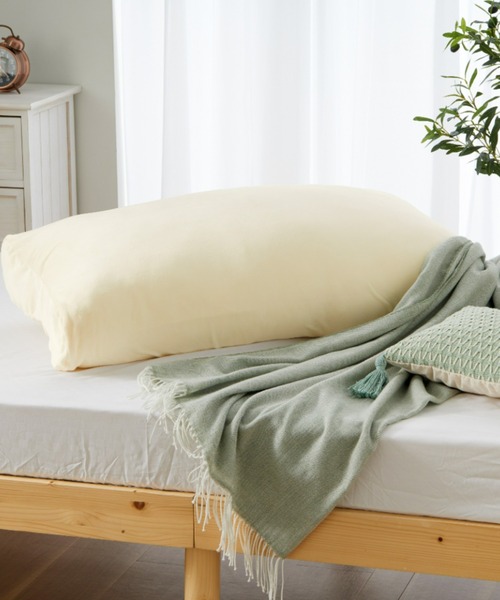 iellio（イエリオ）の「クッションにもなる足枕 / 抱き枕（クッション/クッションカバー・レディース・ピンク/ブラウン/アイボリー/グレー/ベージュ系/グレー系・F）」の8枚目の写真