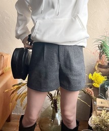 メルトンタックショートパンツ
