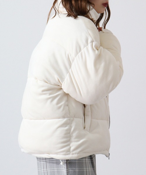 SUGGESTION(サジェッション)の「Velor-padded blouson / ベロア中綿入りブルゾン unisex(ダウンジャケット/コート・メンズ・オフホワイト/ワイン/ブラック・M/L)」の11枚目の写真