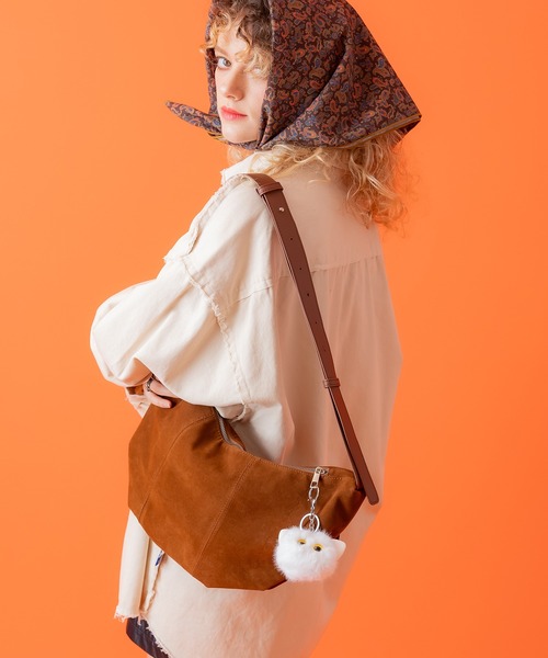 セール】an meets zakka モコモコネコキーホルダー（キーホルダー