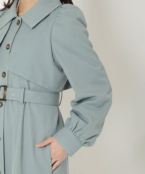 REDYAZEL(レディアゼル)の「パフスリーブスプリングコート(トレンチコート・レディース・ベージュ/オフホワイト/サックスブルー・FREE)」の20枚目の写真