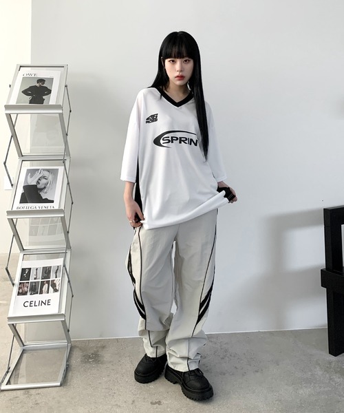 PEOPLESTYLE◆人気ストリートファッション Tシャツ 送料無料 2色 セール】【unisex】スプレー風 ハートロゴ プリントTシャツ