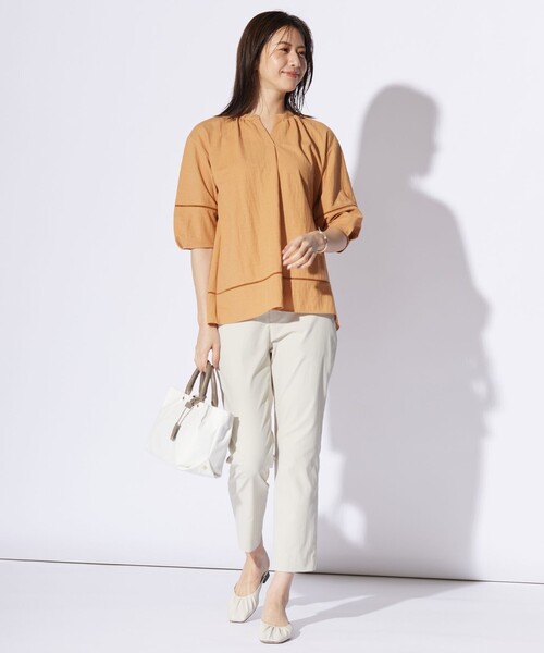 J.PRESS Ladies（J.プレス レディス）の「【洗える・撥水】中空タスランチノ テーパード パンツ（チノパンツ・レディース・スモーキーグリーン系/ライトグレー系/ブラック系・S/XS/XXS）」の13枚目の写真