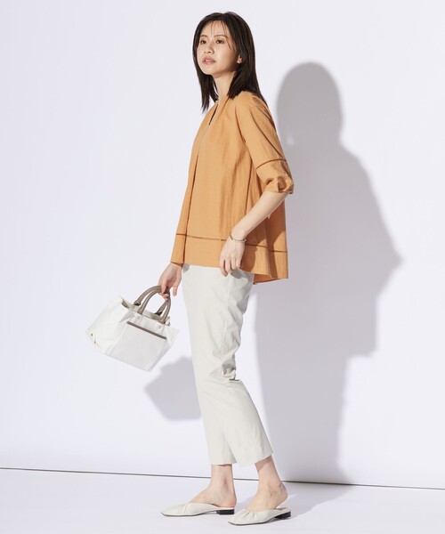 J.PRESS Ladies（J.プレス レディス）の「【洗える・撥水】中空タスランチノ テーパード パンツ（チノパンツ・レディース・スモーキーグリーン系/ライトグレー系/ブラック系・S/XS/XXS）」の14枚目の写真