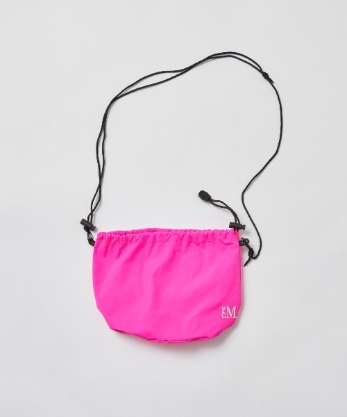 PARROTT CANVAS（パロットキャンバス）の「PCM DRAW MINI BAG（ショルダーバッグ・レディース・ブラウン/ピンク/ネイビー/イエロー/ベージュ/ブラック/ブルー/アイボリー・ONE SIZE/FREE）」の18枚目の写真