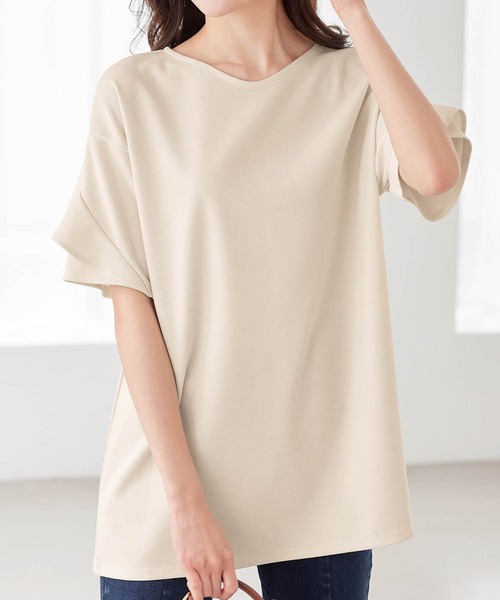 alotta(アロッタ)の「フリル袖Tシャツチュニック(チュニック・レディース・グレイッシュブルー/アイボリー/ピンク/ネイビー/ブラック/ブラック系その他・L/LL/M/3L/4L/5L)」の2枚目の写真