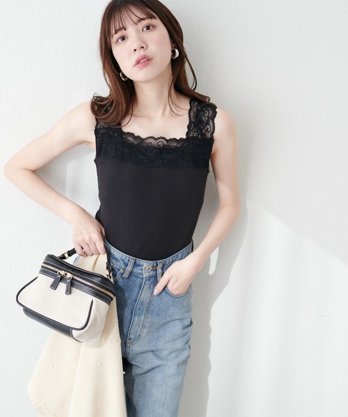 natural couture（ナチュラルクチュール）の「2WAY幅広レースキャミソール（キャミソール・レディース・ブラック/アイボリー/グレイッシュベージュ・FREE）」の10枚目の写真