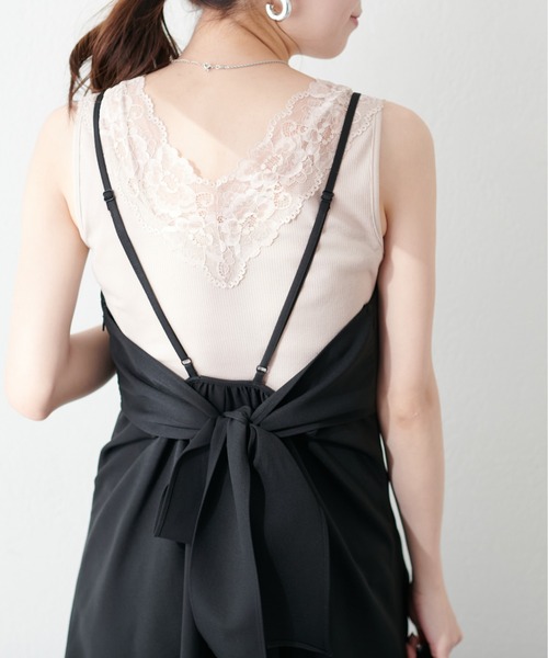 natural couture（ナチュラルクチュール）の「2WAY幅広レースキャミソール（キャミソール・レディース・ブラック/アイボリー/グレイッシュベージュ・FREE）」の17枚目の写真