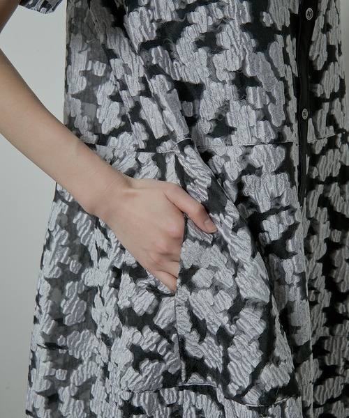 LE CIEL BLEU(ルシェルブルー)の「シアージャカードドレス / Sheer Jacquard Dress(ワンピース・レディース・ブラック/ブルー/グレー・36)」の16枚目の写真