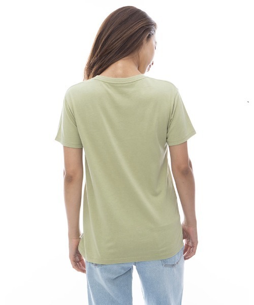 BILLABONG（ビラボン）の「BILLABONG レディース ONE POINT ARCH LOGO TEE Ｔシャツ 【2024年春夏モデル】/ビラボンワンポイントロゴ半袖Tシャツ（Tシャツ/カットソー・レディース・ブラック/ホワイト/グリーン系その他・MEDIUM/LARGE）」の9枚目の写真