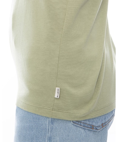BILLABONG（ビラボン）の「BILLABONG レディース ONE POINT ARCH LOGO TEE Ｔシャツ 【2024年春夏モデル】/ビラボンワンポイントロゴ半袖Tシャツ（Tシャツ/カットソー・レディース・ブラック/ホワイト/グリーン系その他・MEDIUM/LARGE）」の10枚目の写真