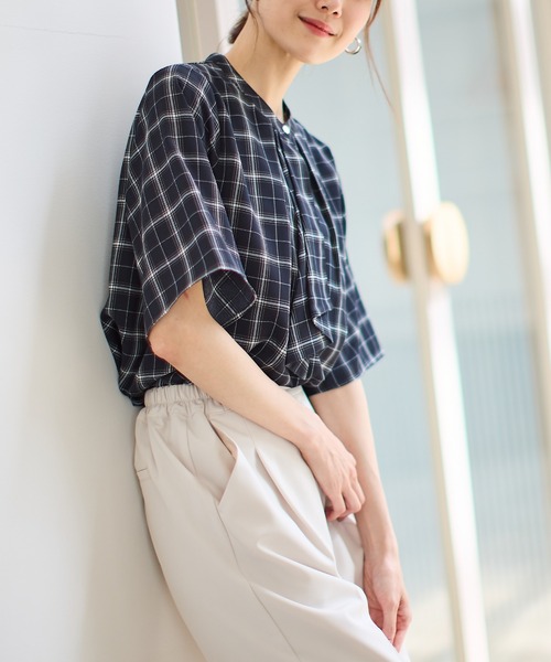 Honeys(ハニーズ)の「5分袖ボウタイブラウス(シャツ/ブラウス・レディース・ネイビー/ホワイト/ネイビー系/ホワイト系その他/ラベンダー/ベージュ系その他/ブラウン/ピンク系その他・LL/3L/S/M/L)」の19枚目の写真