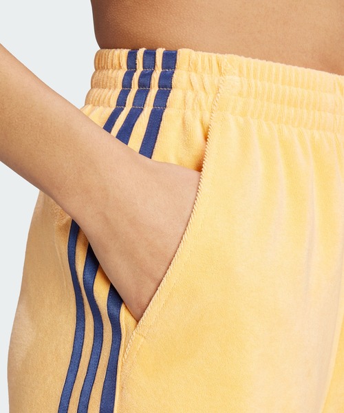 adidas（アディダス）の「アディダス オリジナルス リゾートショーツ / ハーフパンツ / アディダスオリジナルス adidas Originals（スウェットパンツ・レディース・ホワイト/オレンジ・XX-LARGE/LARGE/MEDIUM/SMALL/X-LARGE/X-SMALL）」の9枚目の写真