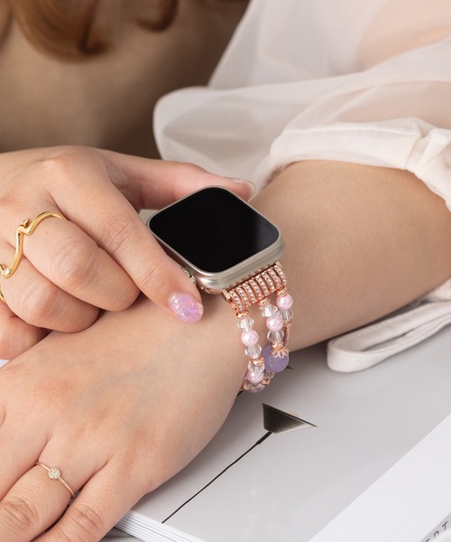 emonique(エモニーク)の「ジュエリー パール Apple Watch バンド スマートウォッチバンド【38/40/41/42/44/45/49mm対応】(デジタル腕時計・レディース・パープル/ピンクゴールド/ホワイト/ピンク/ブラック・38/42)」の4枚目の写真