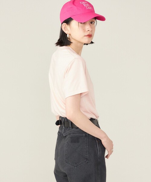 SHIPS(シップス)の「SHIPS NINE CASE:ポケット TEE ◇(Tシャツ/カットソー・レディース・オリーブ/ホワイト/ピンク・ONE SIZE)」の11枚目の写真