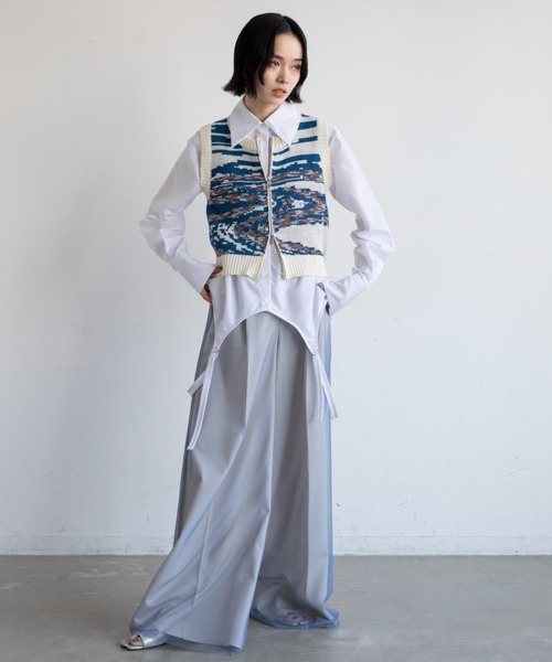 VACANCY（ヴァカンシー）の「ウォーターサイド柄ZIPニットベスト（ベスト・レディース・アイボリー/ブルー・FREE）」の16枚目の写真