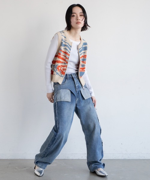 VACANCY（ヴァカンシー）の「ウォーターサイド柄ZIPニットベスト（ベスト・レディース・アイボリー/ブルー・FREE）」の6枚目の写真