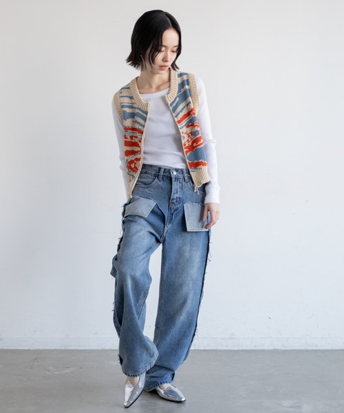 VACANCY（ヴァカンシー）の「ウォーターサイド柄ZIPニットベスト（ベスト・レディース・アイボリー/ブルー・FREE）」の7枚目の写真