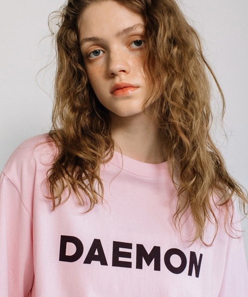 WCJ(ダブルシージェイ)の「DAEMON TEE(Tシャツ/カットソー・レディース・ホワイト/ピンク・FREE)」の1枚目の写真
