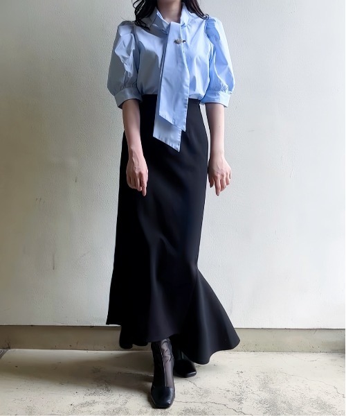 clear(クリア)の「ハートビジューボタンパフスリーブボウタイ五分袖ブラウス(シャツ/ブラウス・レディース・オフホワイト/ブラック/サックスブルー・F)」の13枚目の写真