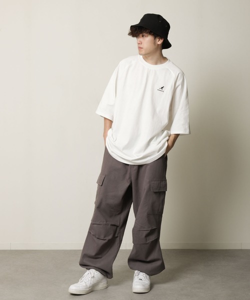 KANGOL(カンゴール)の「【KANGOL】 ピグメント ワンポイント ロゴ 刺繍 ビッグシルエット ラグラン ハーフスリーブ Tシャツ(Tシャツ/カットソー・メンズ・ネイビー/ネイビー系/ホワイト×ブラック/ブラック/ホワイト・MEDIUM/LARGE)」の9枚目の写真