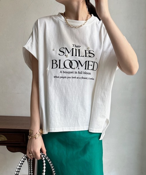 DouDou(ドゥドゥ)の「フロッキープリントロゴパールTEE(Tシャツ/カットソー・レディース・ピンク/グレイッシュベージュ/オフホワイト/チャコールグレー・FREE)」の1枚目の写真