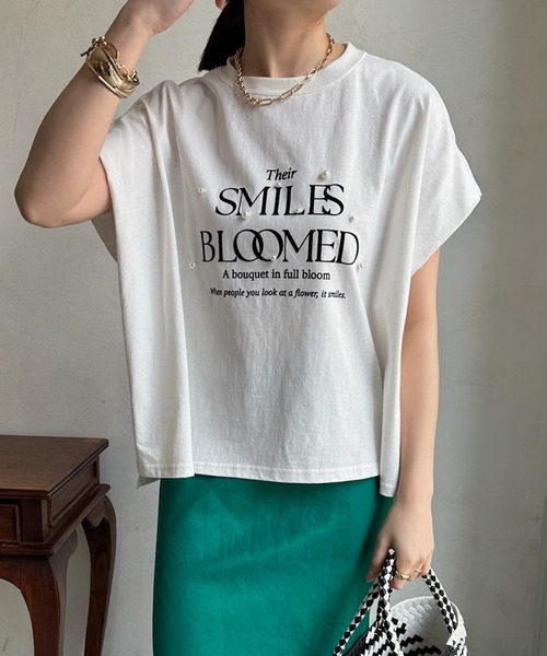 DouDou(ドゥドゥ)の「フロッキープリントロゴパールTEE(Tシャツ/カットソー・レディース・ピンク/グレイッシュベージュ/オフホワイト/チャコールグレー・FREE)」の11枚目の写真