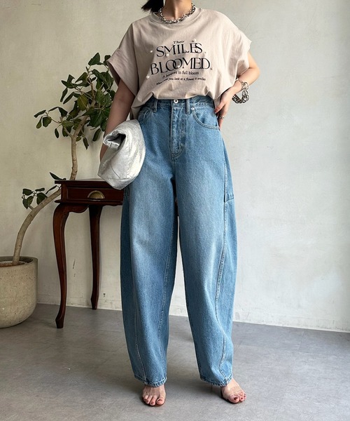 DouDou(ドゥドゥ)の「フロッキープリントロゴパールTEE(Tシャツ/カットソー・レディース・ピンク/グレイッシュベージュ/オフホワイト/チャコールグレー・FREE)」の16枚目の写真