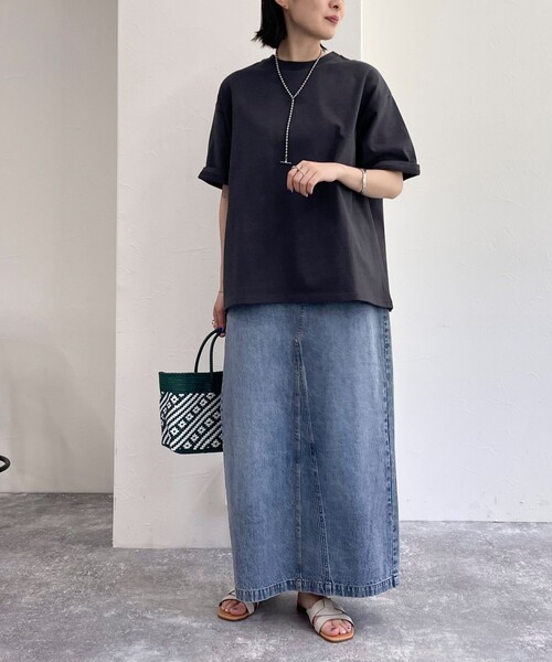 fredy emue(フレディエミュ)の「【新色登場】FRワッペンオーバーサイズ Tシャツ(Tシャツ/カットソー・レディース・チャコールグレー/グレイッシュベージュ/ライトグレー/オフホワイト/グレー・38)」の19枚目の写真