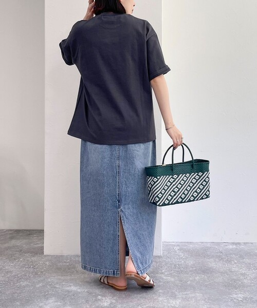 fredy emue(フレディエミュ)の「【新色登場】FRワッペンオーバーサイズ Tシャツ(Tシャツ/カットソー・レディース・チャコールグレー/グレイッシュベージュ/ライトグレー/オフホワイト/グレー・38)」の21枚目の写真