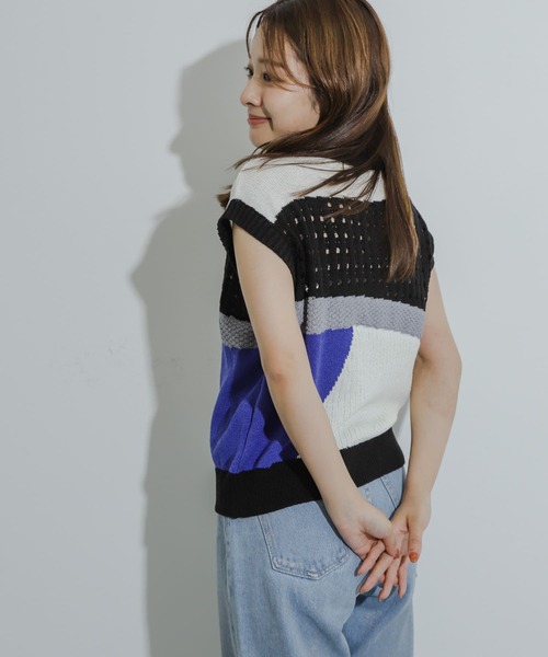 SENSE OF PLACE by URBAN RESEARCH(センスオブプレイスバイアーバンリサーチ)の「カラーブロックスキッパーニット(ベスト・レディース・ホワイト系その他/ブラック系その他/グレー系その他・ONE)」の16枚目の写真