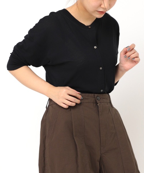 RNA-N(アールエヌエーエヌ)の「M2233 100/天竺カーディガン(カーディガン/ボレロ・レディース・ブラック/ブルー/オレンジ・MEDIUM)」の1枚目の写真