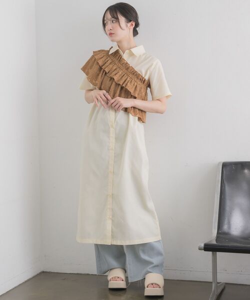 RETRO GIRL(レトロガール)の「フリルビスチェSETシャツOP(シャツワンピース・レディース・ナチュラル/ライトグレー/ブラウン・FREE)」の13枚目の写真