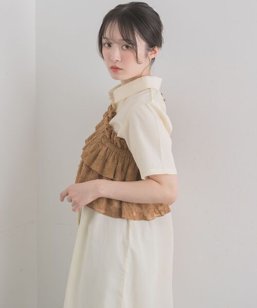 RETRO GIRL(レトロガール)の「フリルビスチェSETシャツOP(シャツワンピース・レディース・ナチュラル/ライトグレー/ブラウン・FREE)」の21枚目の写真